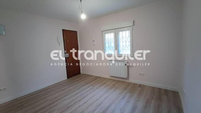 Piso en Alquiler en Calle Pedreña en Portazgo