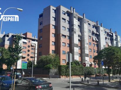 Exterior view of Flat for sale in  Madrid Capital  with Air Conditioner