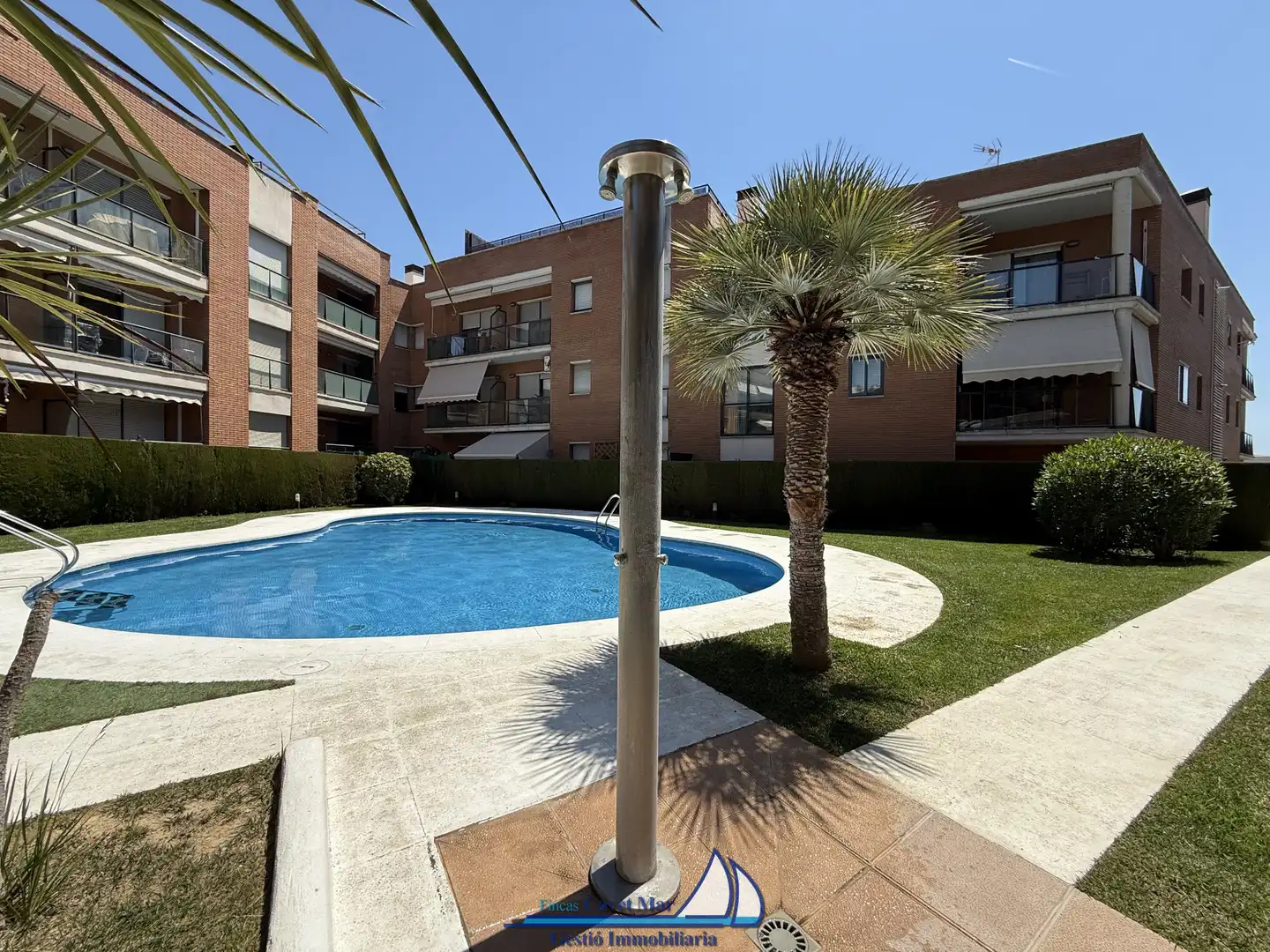 Pis amb piscina en venda a Avinguda Adelaida 30, imagen 2