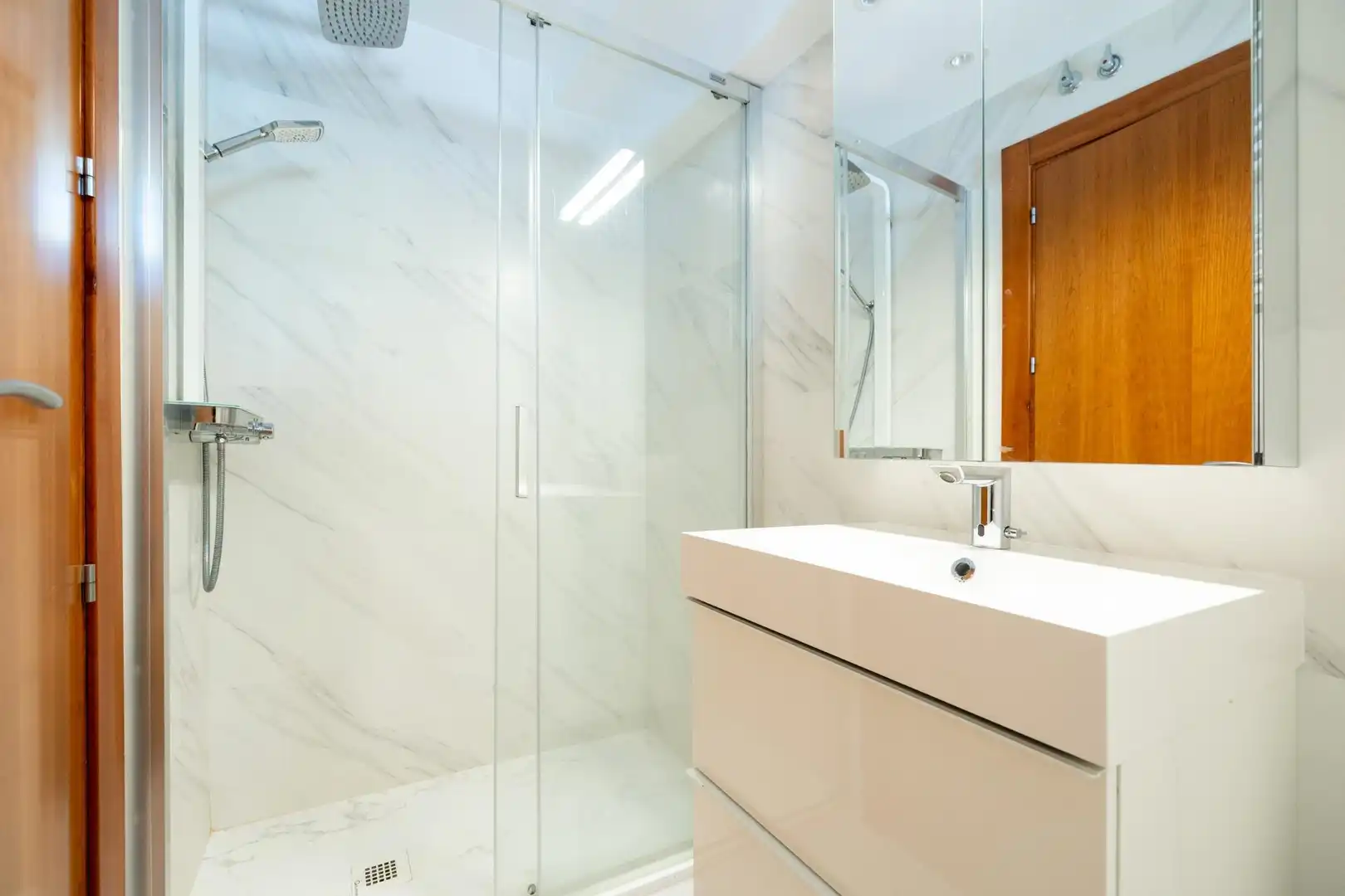Baño de Dúplex en venta en Sierra Nevada con Calefacción, Terraza y Trastero