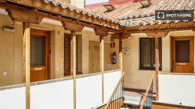 Piso en Alquiler en Embajadores - Lavapiés