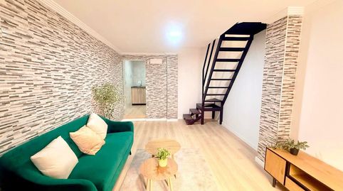 Foto 2 de Casa adosada en venta en Pajaritos , Los Castillejos - La Trinidad, Málaga Capital