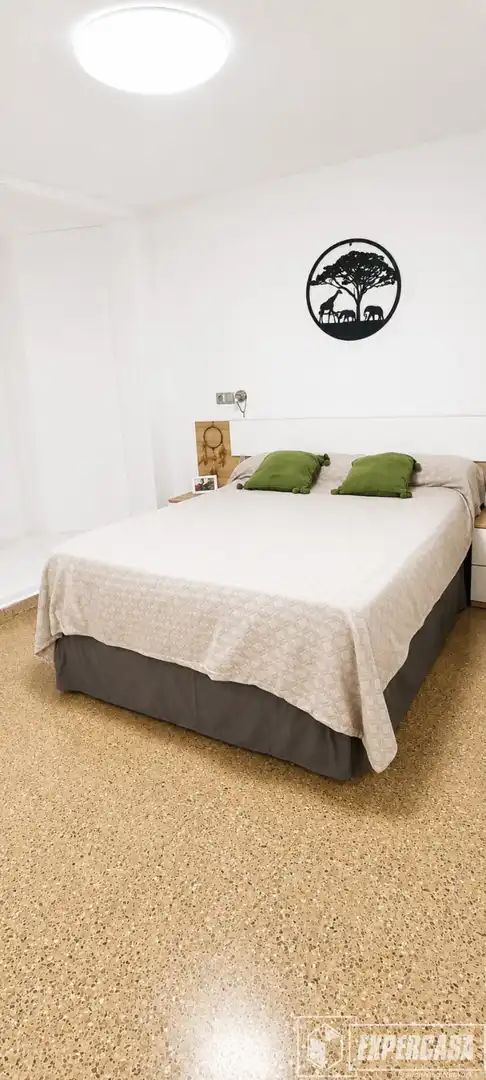 Bedroom of Flat for sale in Burjassot