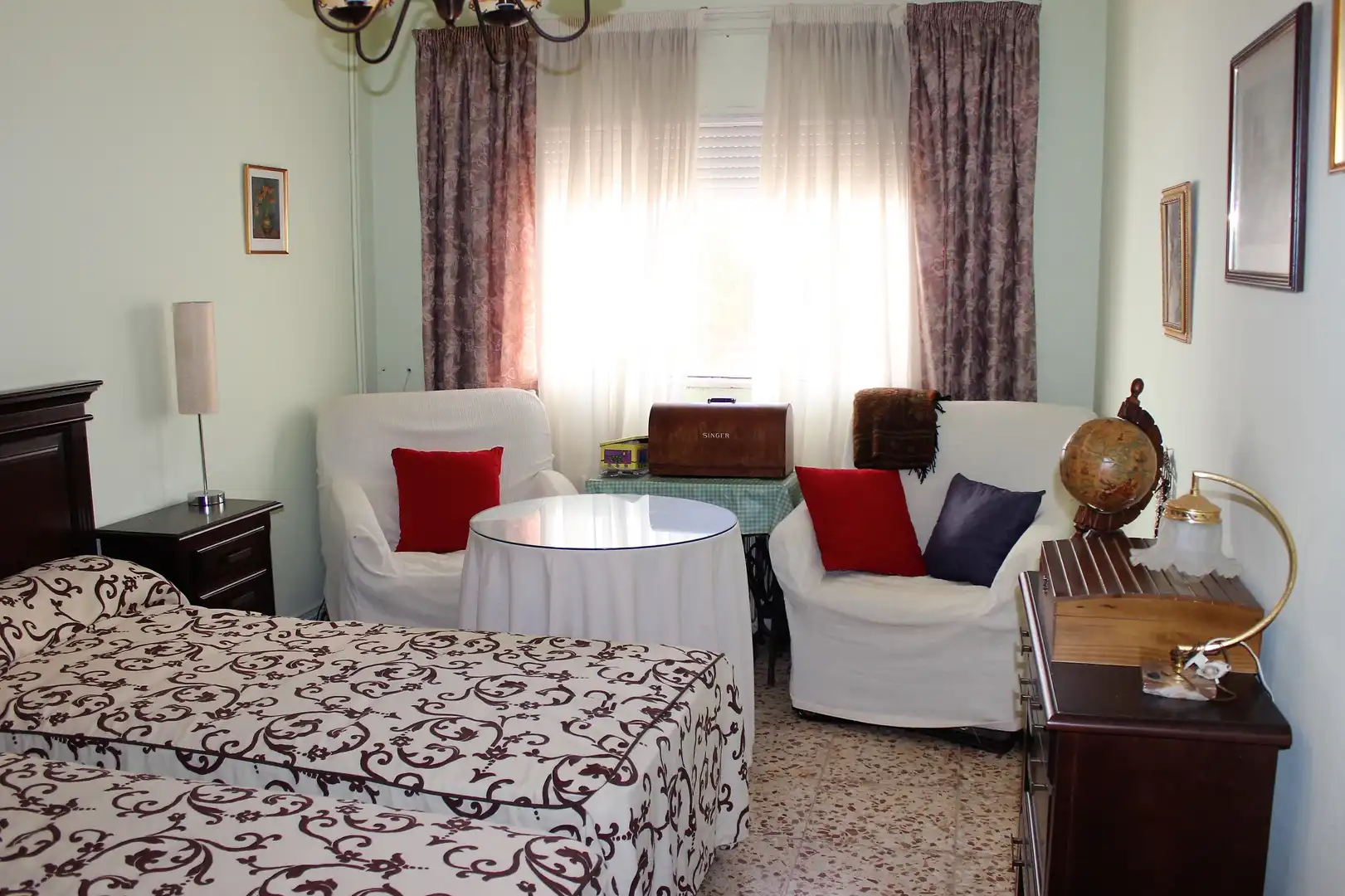 Habitación de Casa adosada en venta en Brazatortas con Calefacción, Jardín privado y Piscina