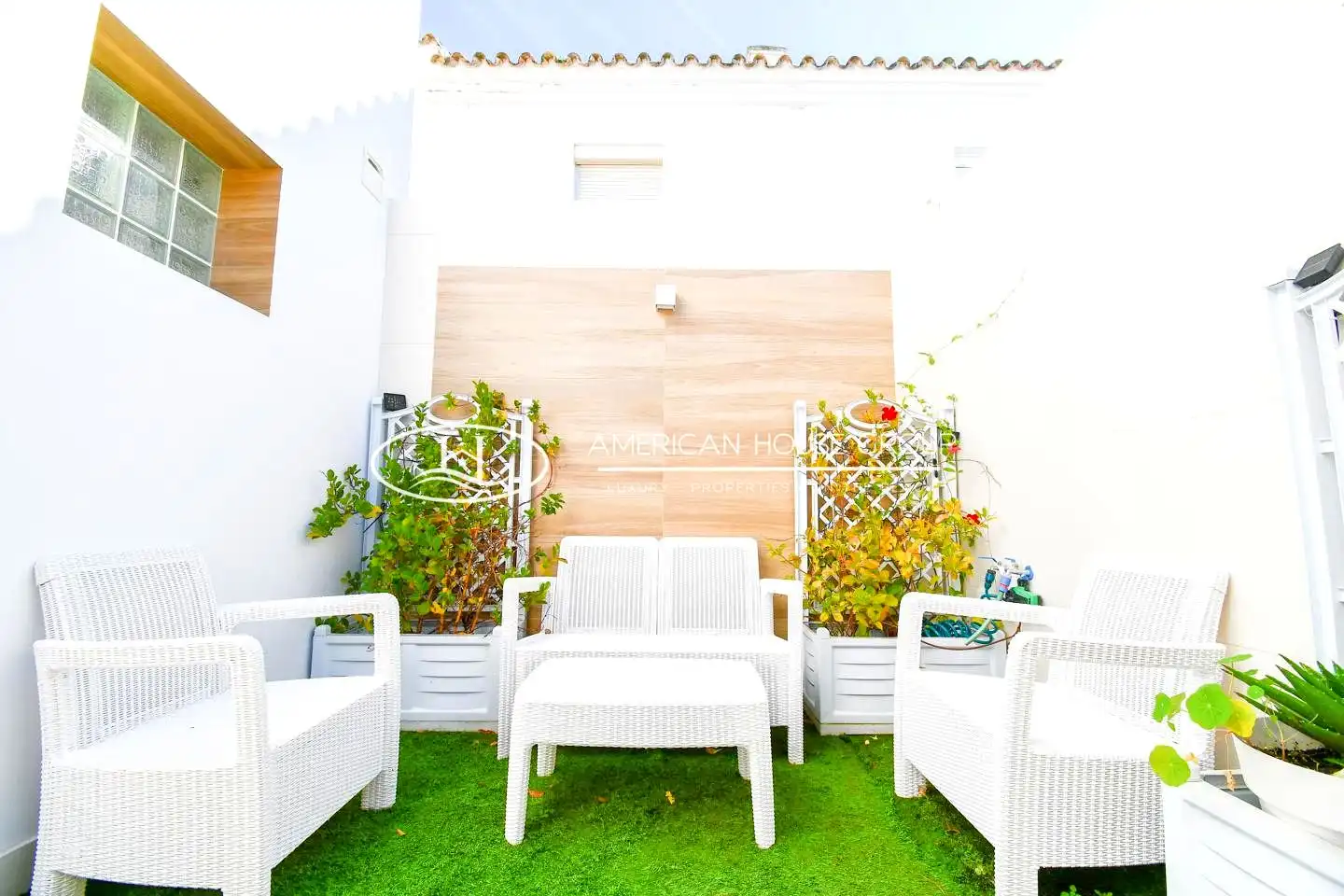Terrassa de Casa o xalet en venda en Chiclana de la Frontera amb Aire condicionat, Jardí privat i Terrassa