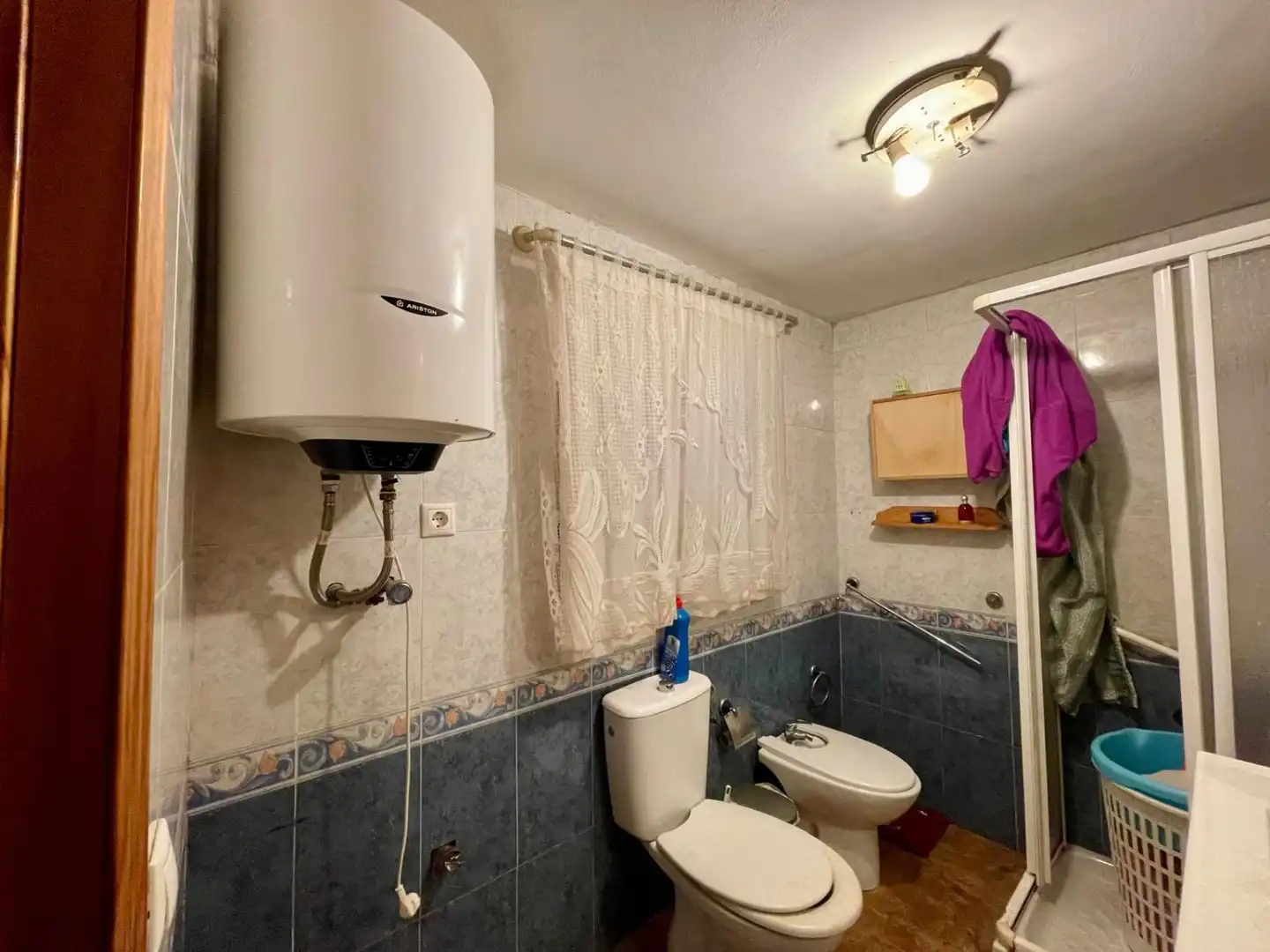 Bany de Pis en venda en Valdepeñas amb Aire condicionat i Traster