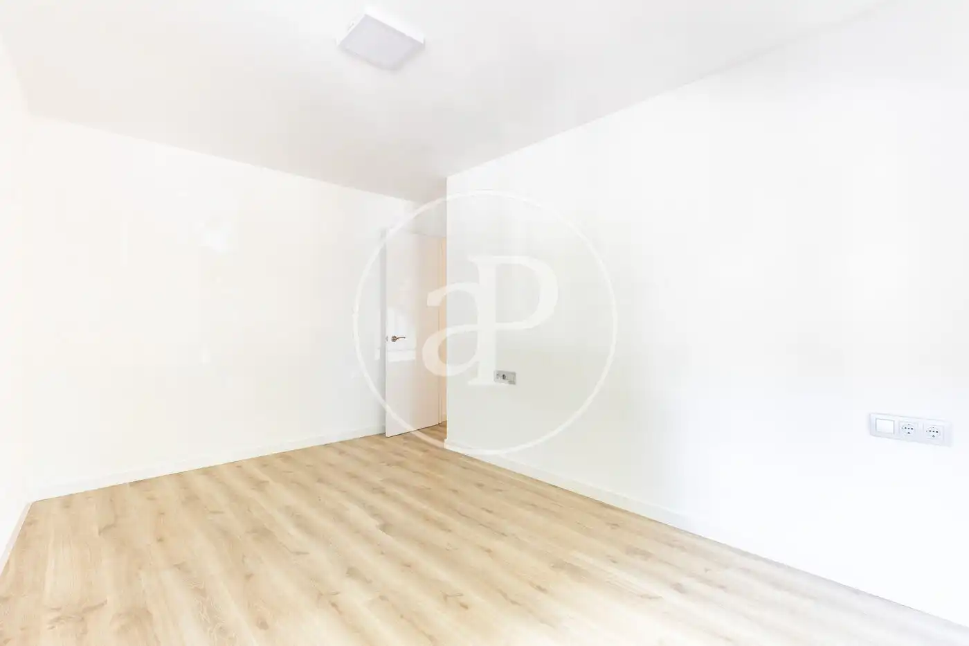 Habitación de Piso en venta en Terrassa con Calefacción, Terraza y Balcón
