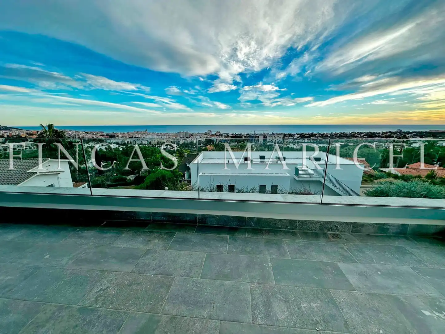 Terrasse von Haus oder Chalet zum Verkauf in Sitges mit Klimaanlage, Heizung und Privatgarten