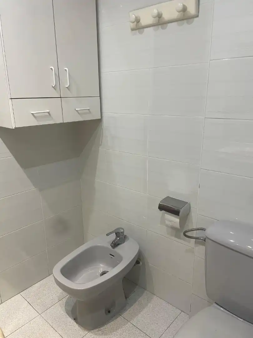 Badezimmer von Wohnung zum Verkauf in Valencia mit Klimaanlage, Möbliert und Ofen
