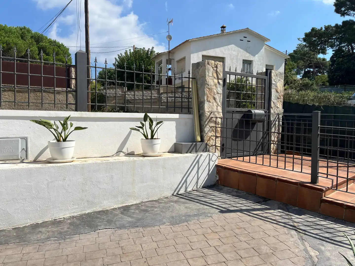 Vista exterior de Casa o xalet en venda en Vilanova del Vallès amb Aire condicionat, Calefacció i Jardí privat