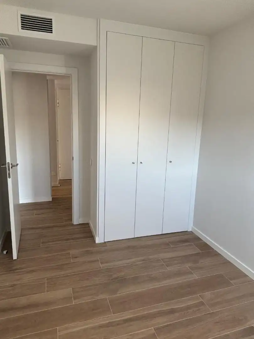 Habitación de Piso de alquiler en Quart de Poblet con Aire acondicionado, Calefacción y Trastero