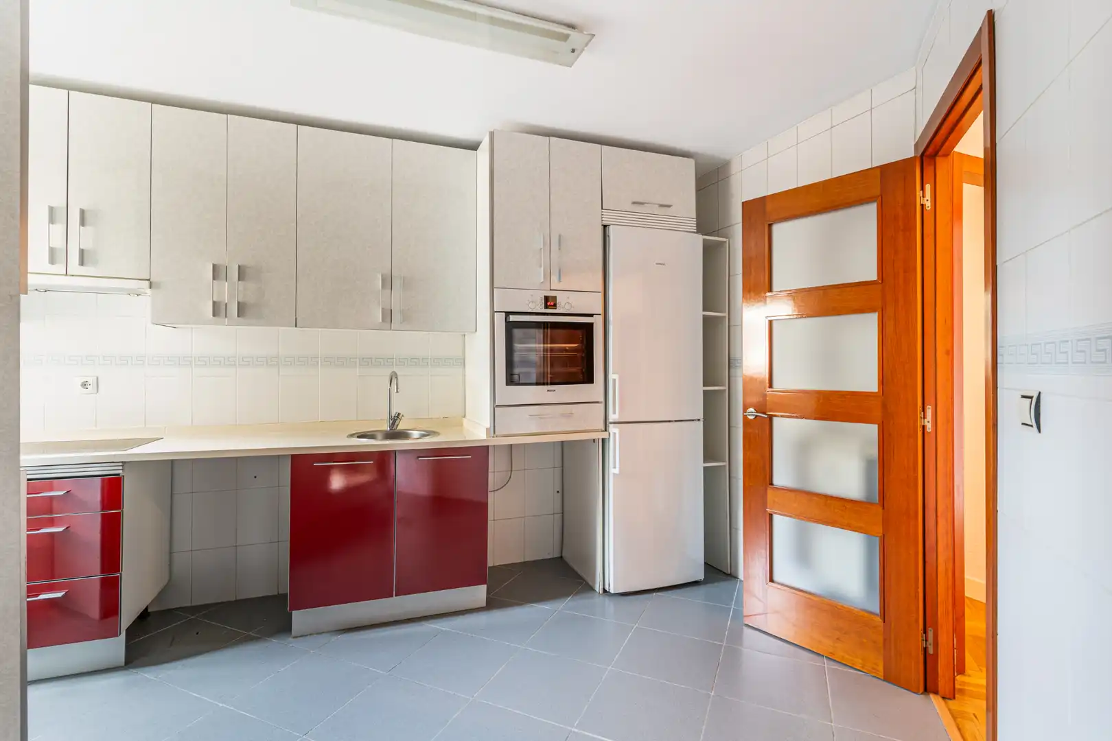 Küche von Wohnung zum Verkauf in Majadahonda mit Klimaanlage, Heizung und Privatgarten