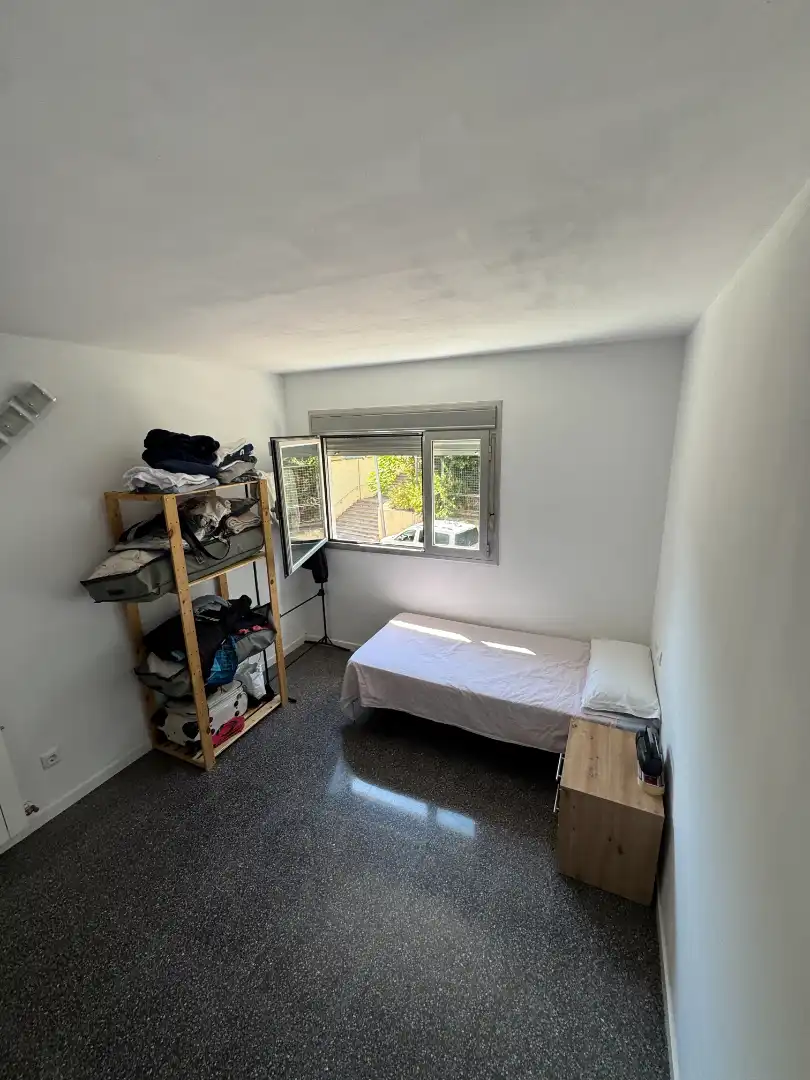 Habitación de Piso en venta en Barcelona con Calefacción, Amueblado y Horno