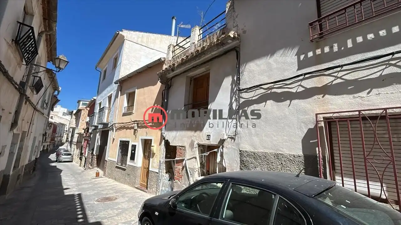 Haus zum Verkauf in Calle CONDES 41