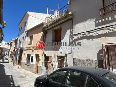 Casa en venda a Calle CONDES 41