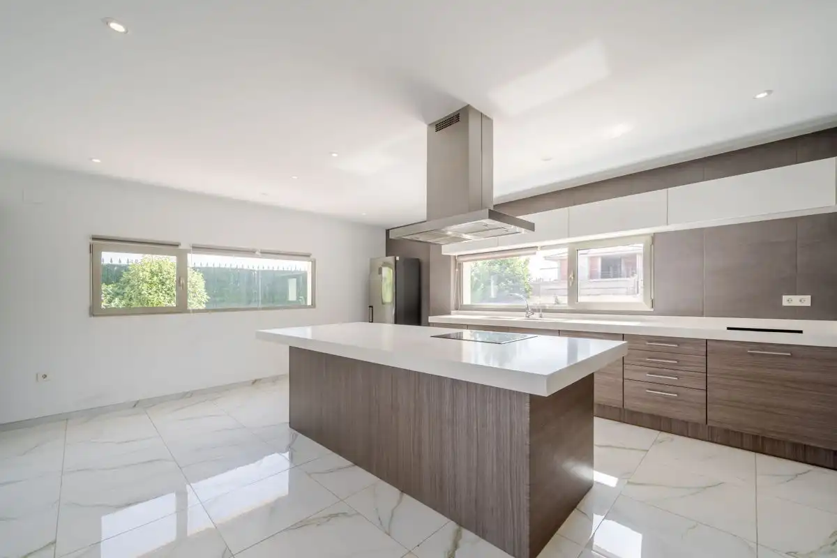 Houses for sale in Calle Reus, La Algoda - Matola - Llano de San José