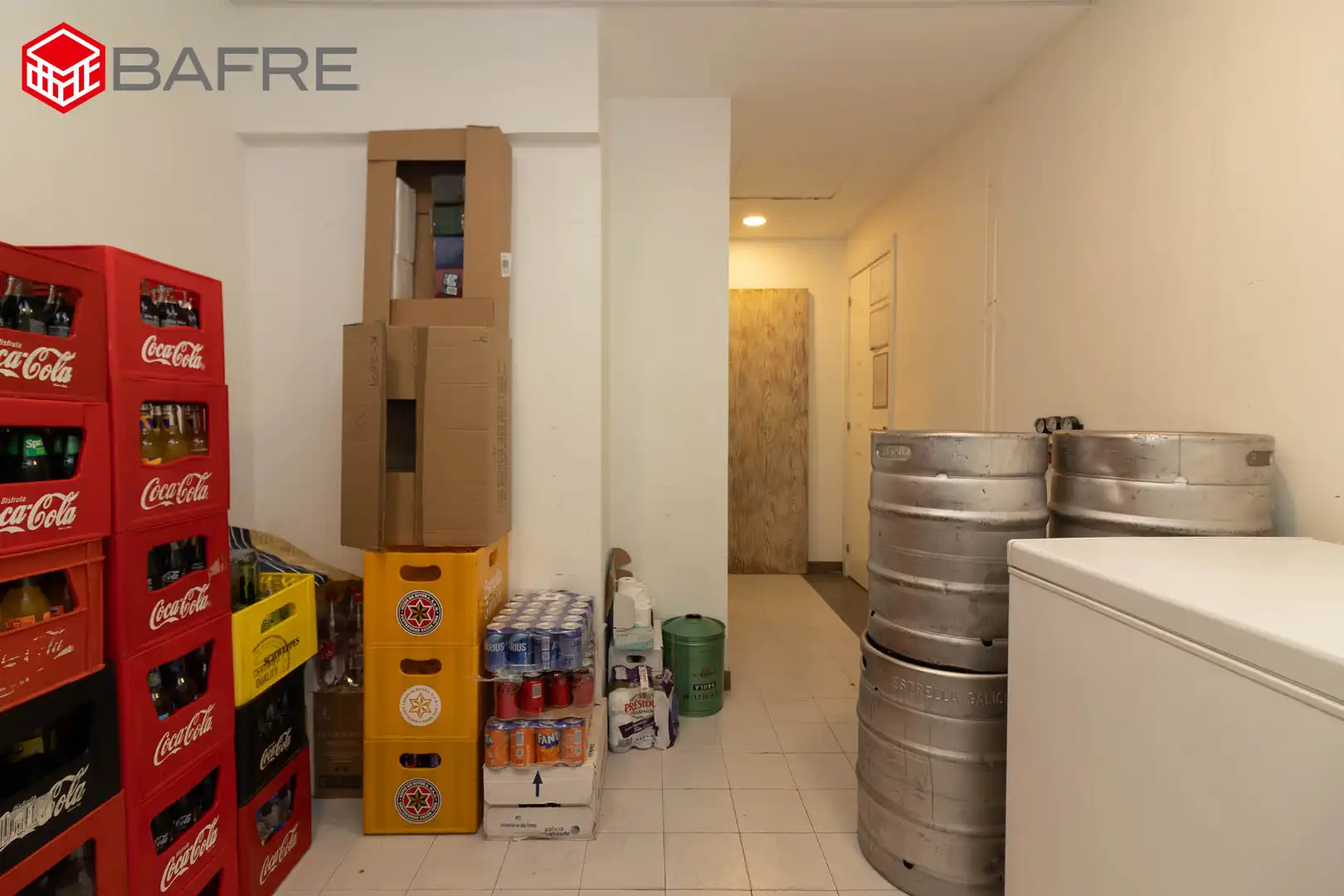 Geschaftsraum zur Miete in Calle de Juan de Mariana, Delicias