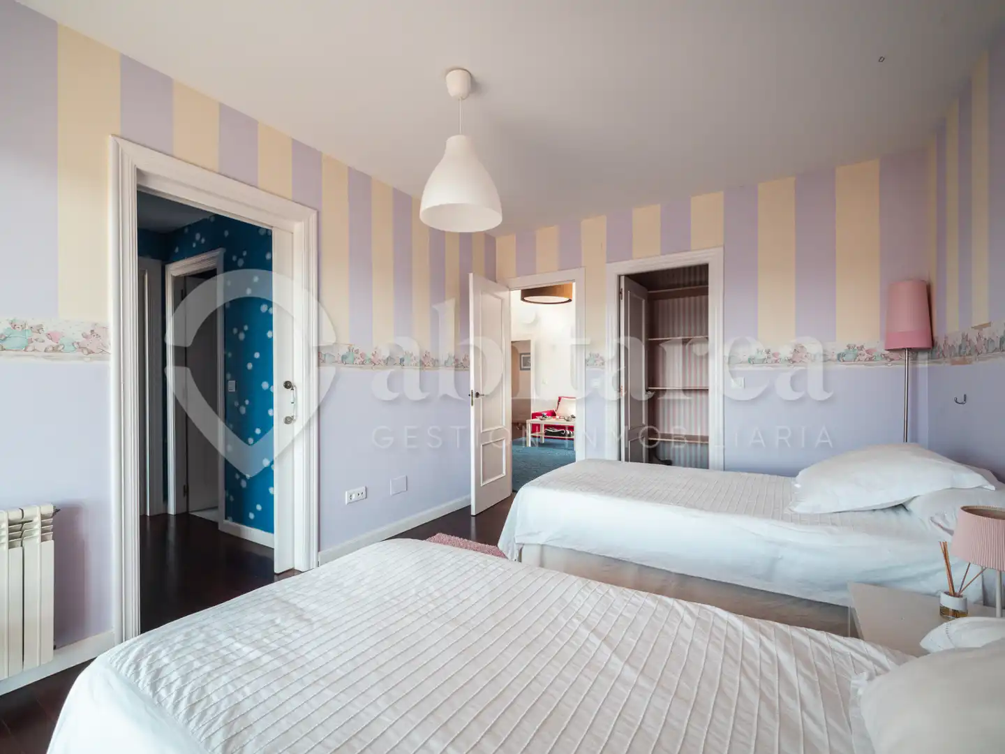 Habitación de Casa o chalet en venta en Piélagos con Calefacción, Jardín privado y Parquet