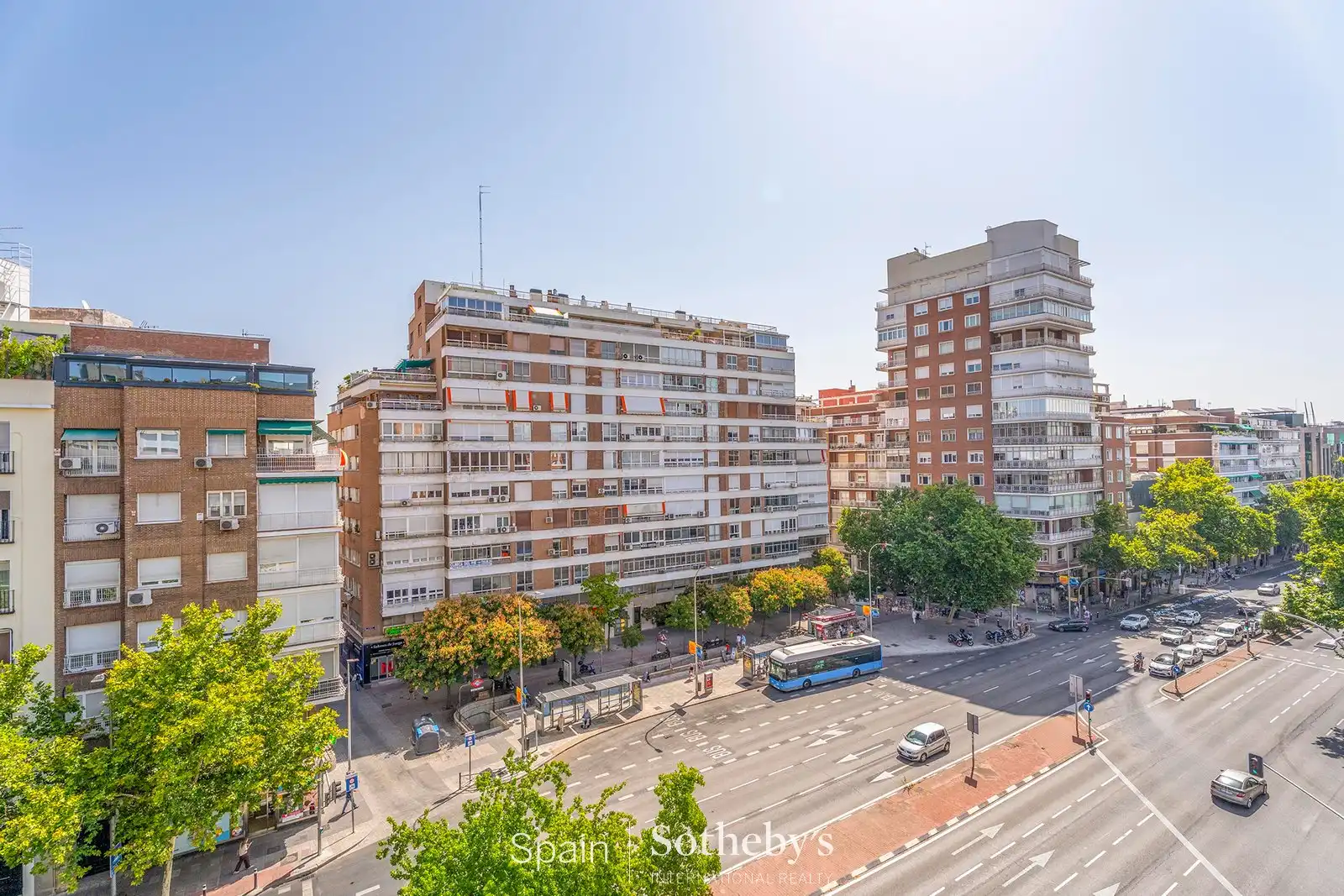 Mini appartamento con ascensore in vendita a Diego de León, imagen 28