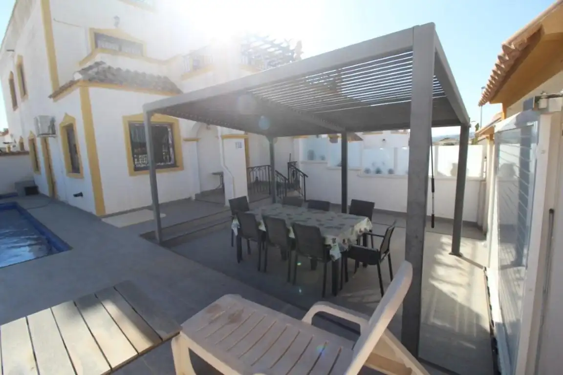 Adosado con piscina en venta en Calle Ciruelo, imagen 8