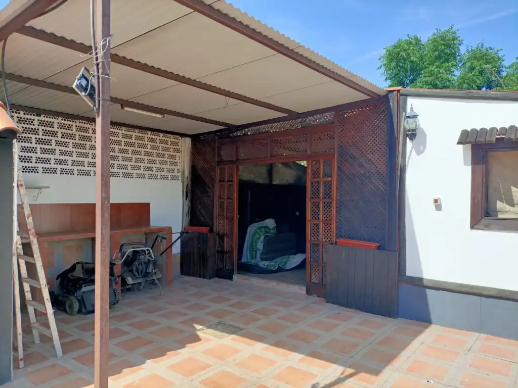 Terrassa de Casa o xalet en venda en Badajoz