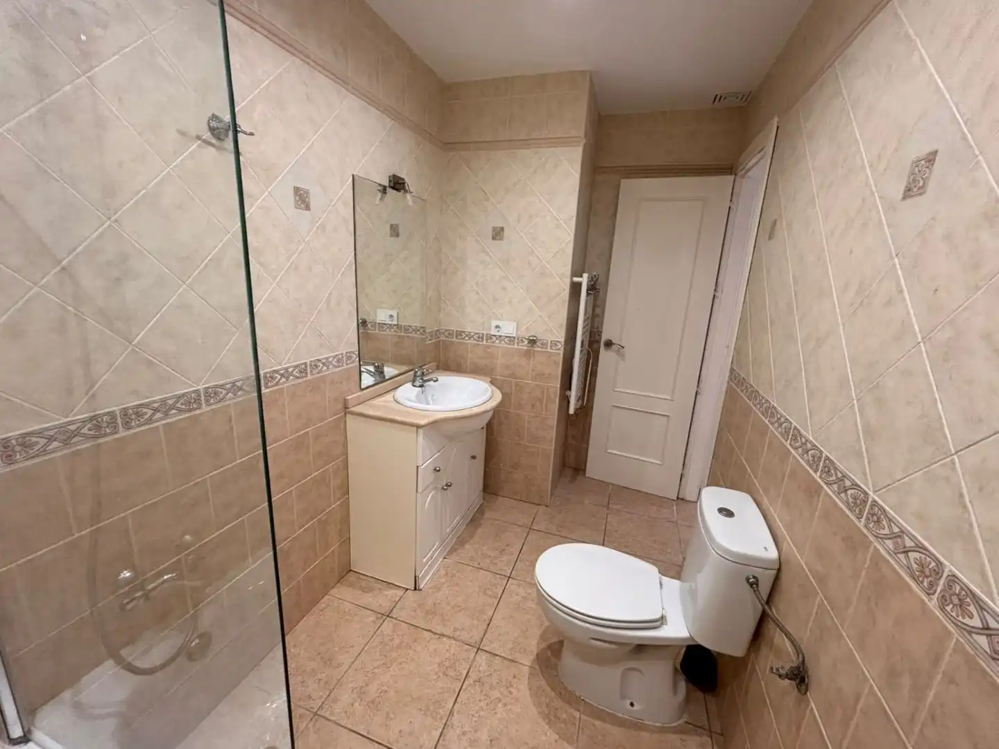 Bathroom of Houses for sale in Coín  with Air Conditioner, Heating and Private garden