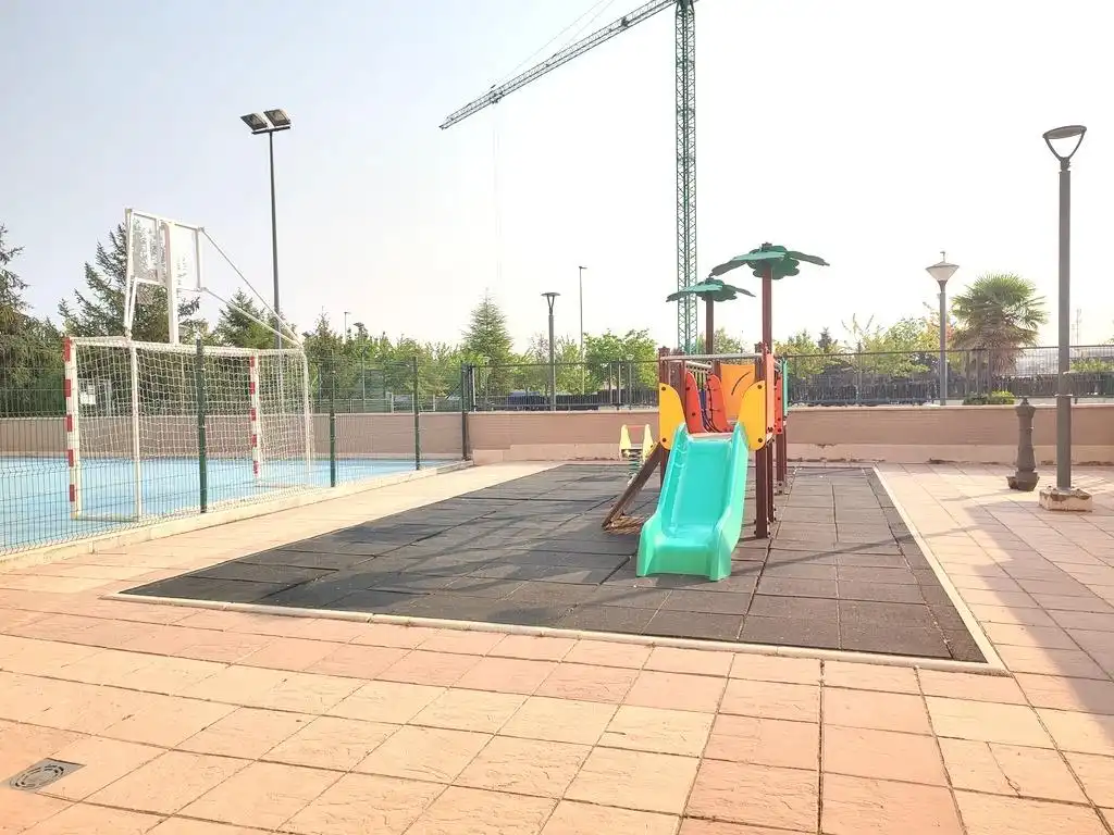 Piscina de Àtic en venda en Valladolid amb Calefacció, Terrassa i Piscina comunitària