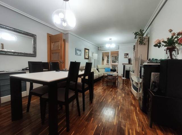 Piso en Venta en Glorieta CORTES DE FUENSALDAÑA, 2 en Illera