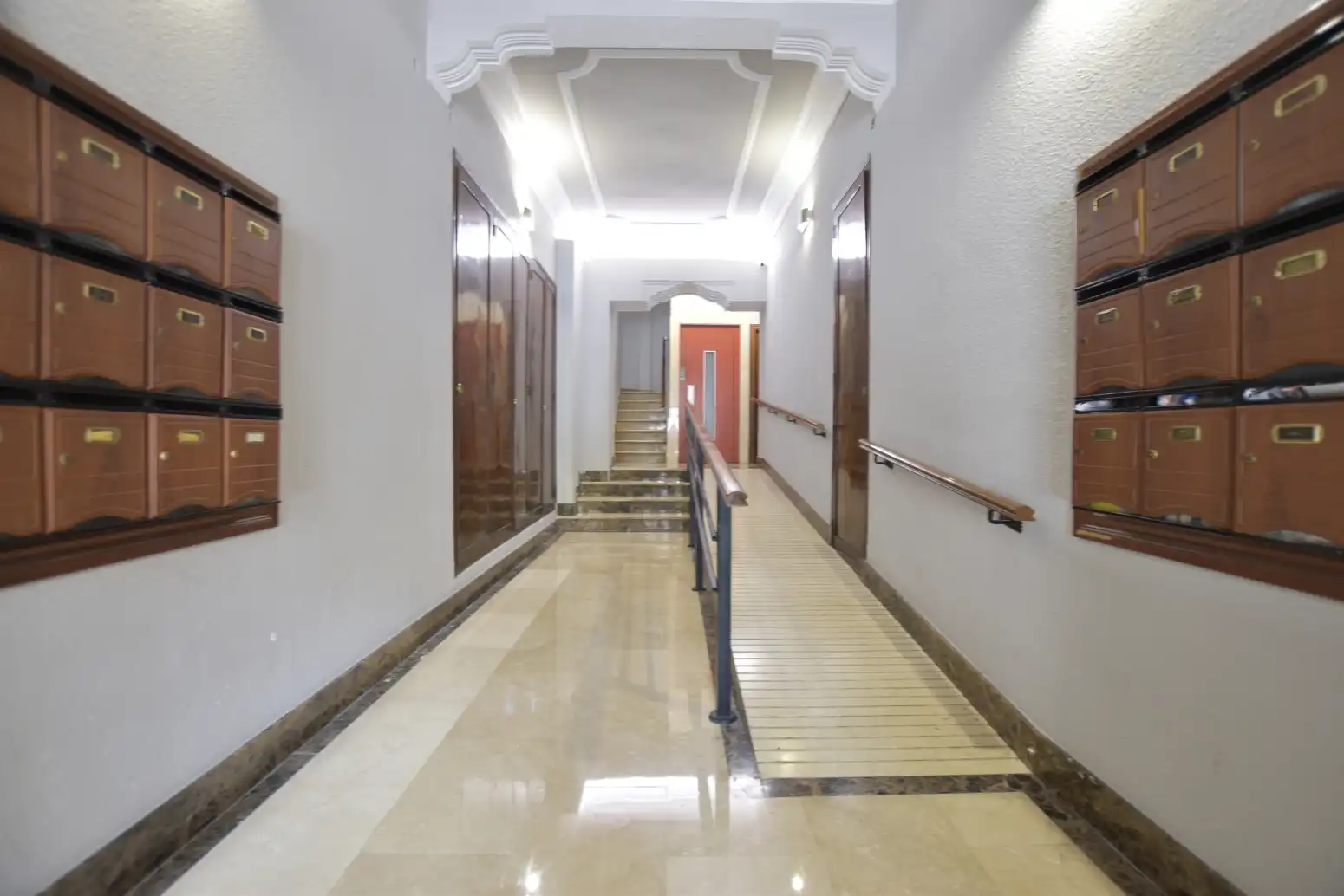 Piso de alquiler en Valencia - Avenida Peris y Valero, Russafa