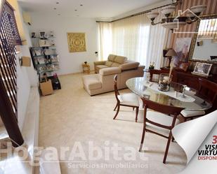 Living room of Single-family semi-detached for sale in Burriana / Borriana  with Terrace and Balcony