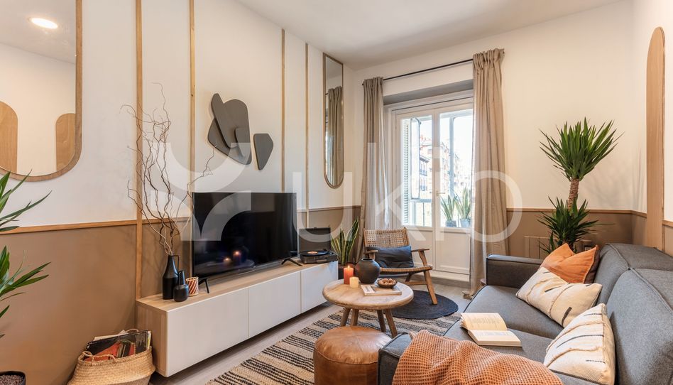Apartamento de alquiler en Calle de la Palma, Universidad - Malasaña - Imagen 3