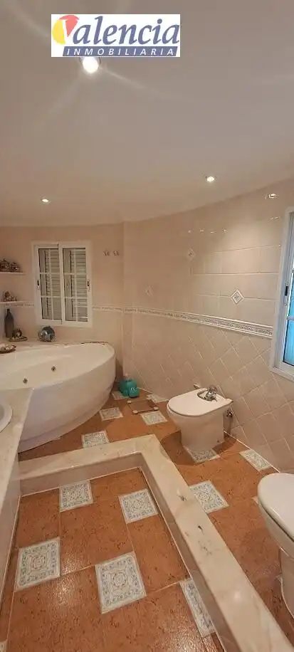 Baño de Casa o chalet en venta en Chiva con Jardín privado