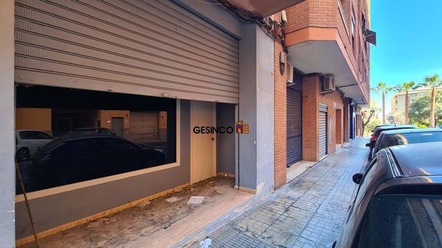 Local comercial en Alquiler en Calle CAPUTXINS, 1 en Sant Josep - Zona Hospital