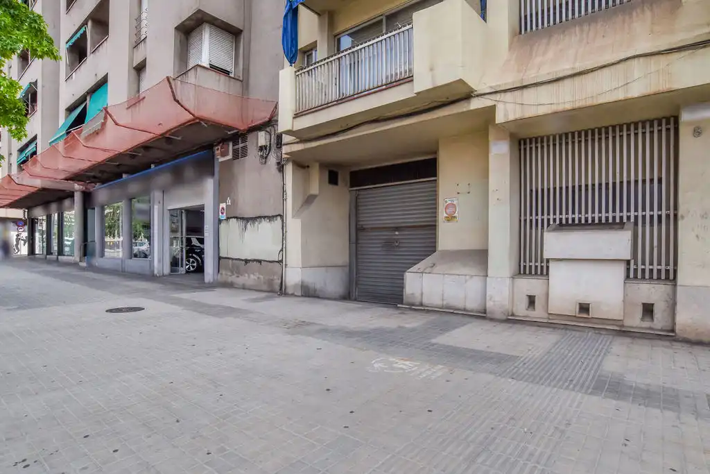 Garatge en venda en Centre - Sant Oleguer