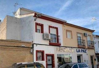 Vista exterior de Pis en venda en La Carlota