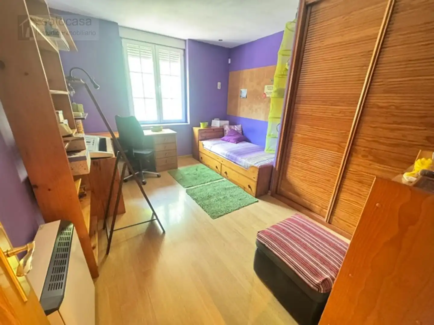 Bedroom of Flat for sale in Valladolid  with Heating, Terrace and Furnished