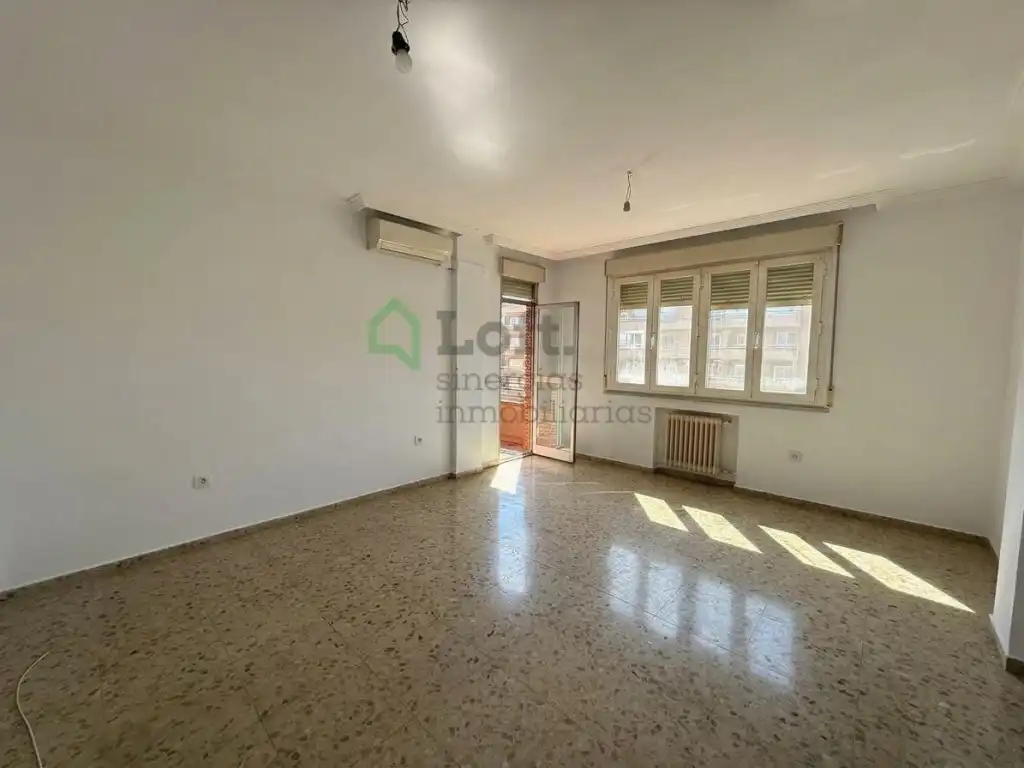 Piso con ascensor en venta en Santa Marina, imagen 2