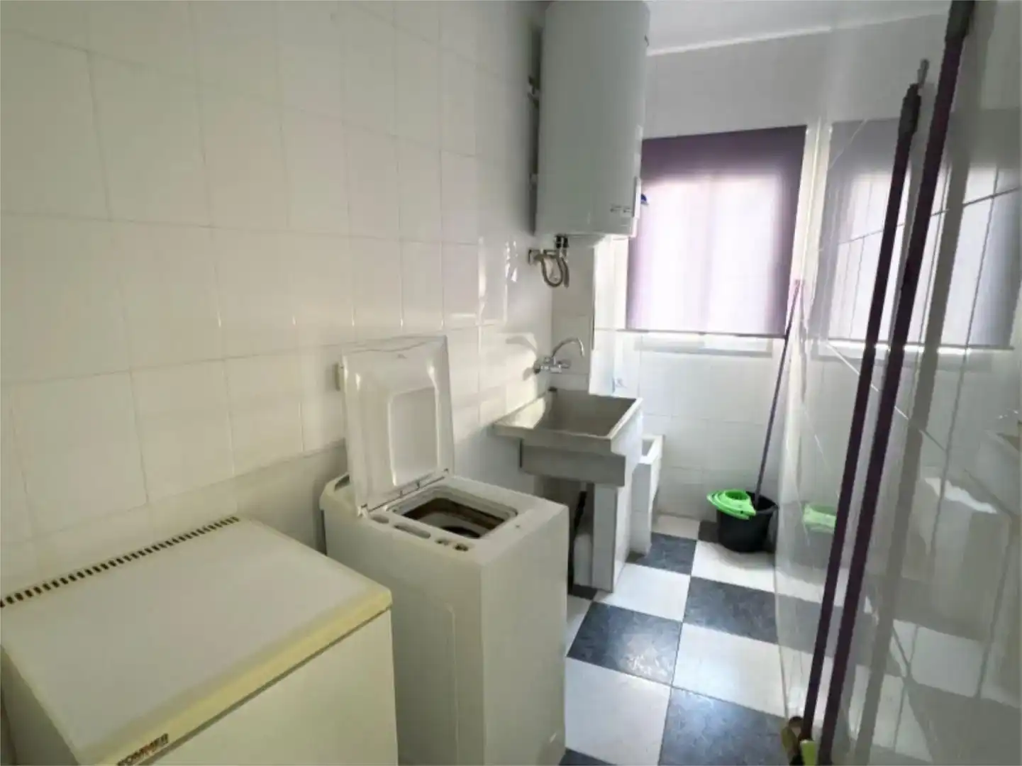 Bathroom of Flat for rent in Úbeda  with Furnished and Balcony