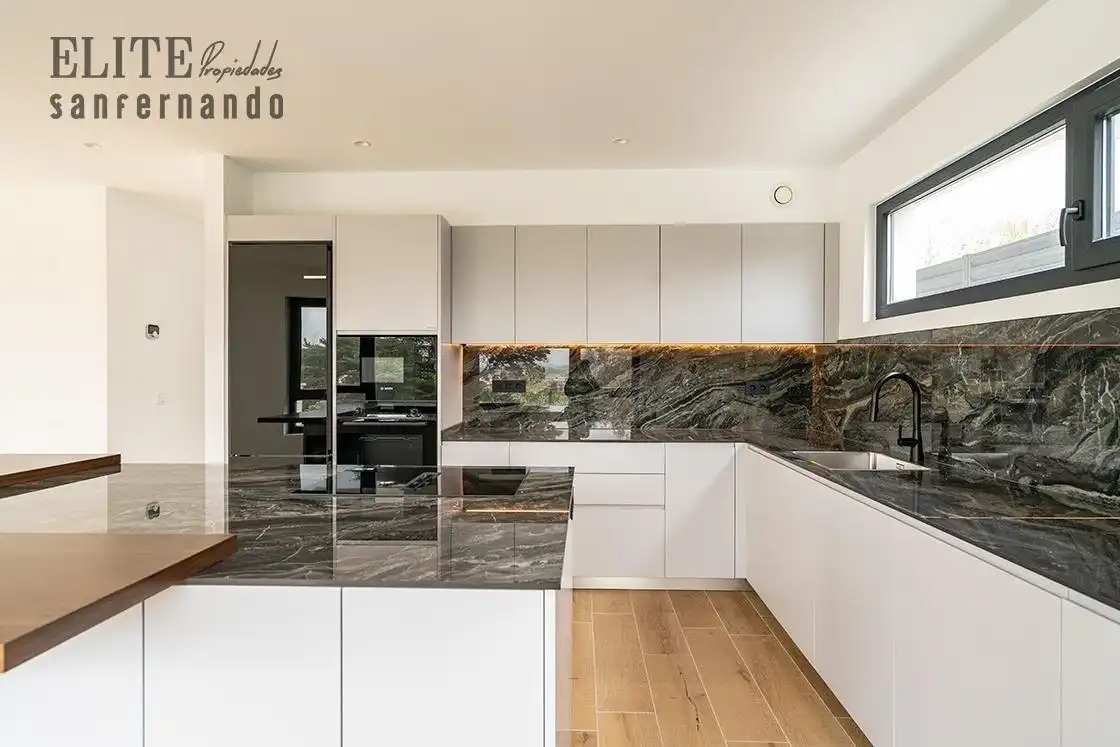 Cocina de Casa o chalet en venta en Suances con Calefacción, Jardín privado y Piscina