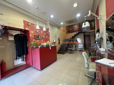 Local comercial en venda a Lavadores
