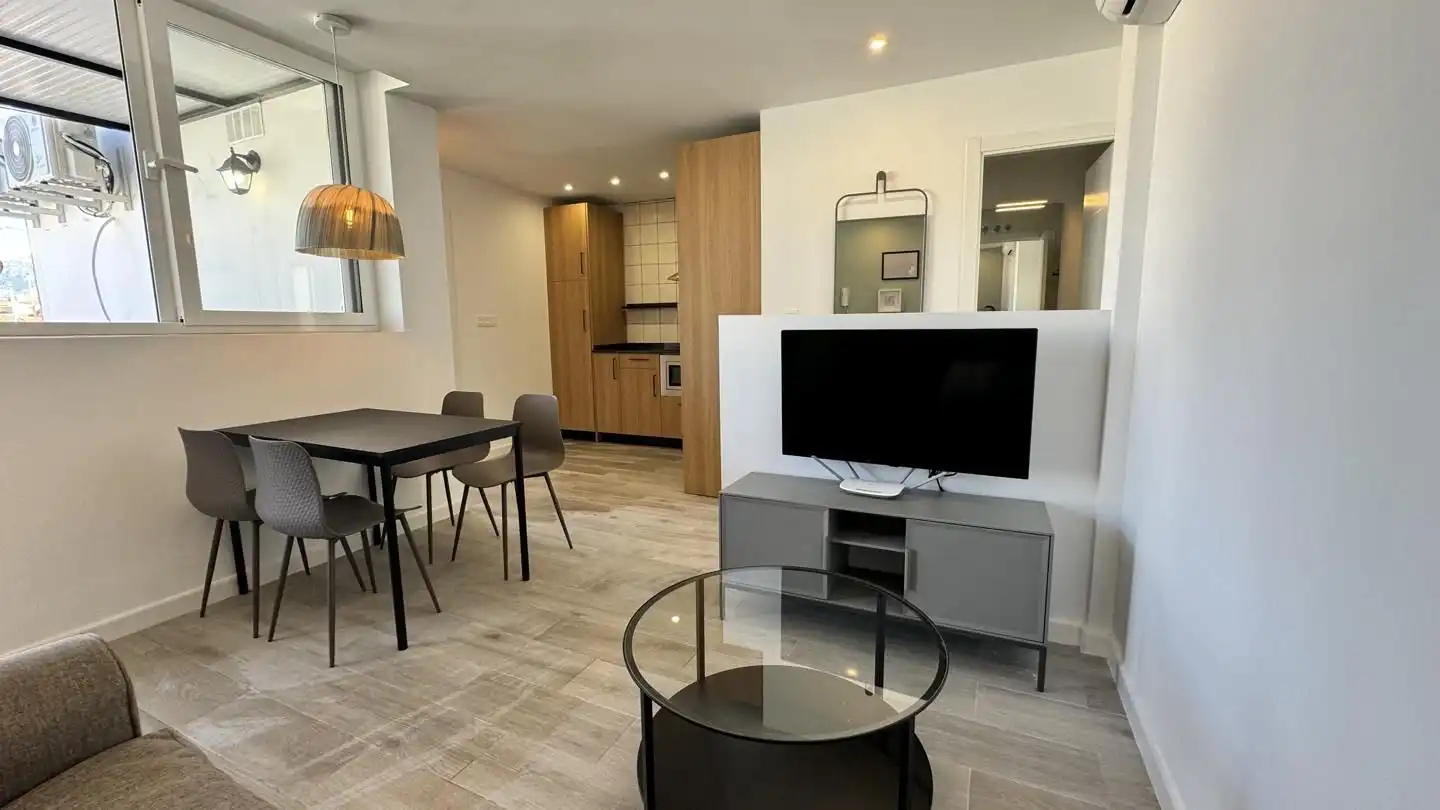 Flat for rent in Calle Calle Segovia, Barrio de Zaidín