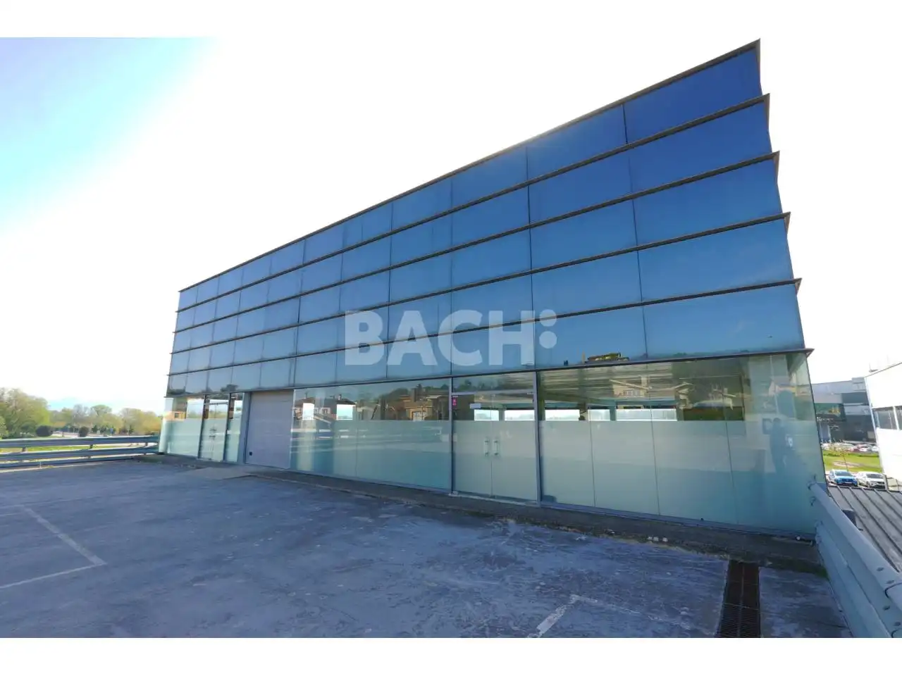 Vista exterior de Local en venta en Gurb