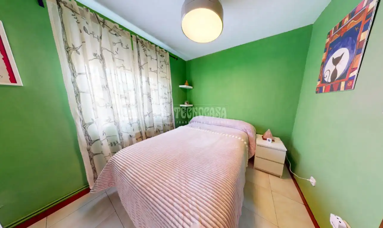 Habitación de Piso en venta en Leganés con Calefacción y Terraza
