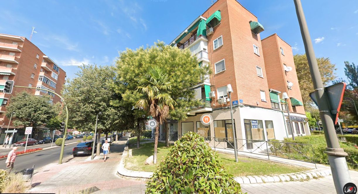 Vista exterior de Planta baixa en venda en Móstoles amb Aire condicionat, Calefacció i Alarma