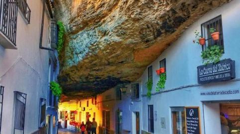 Foto 3 de Dúplex en venta en Calle Constitucion, Setenil de las Bodegas, Cádiz