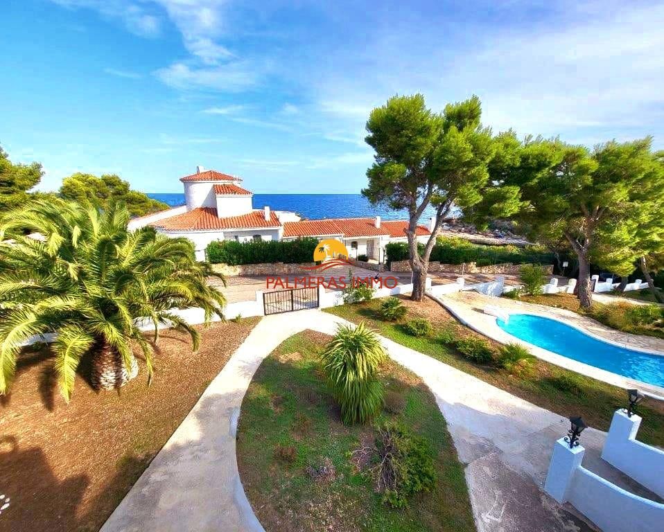 Vista exterior de Casa o xalet en venda en L'Ametlla de Mar  amb Aire condicionat, Terrassa i Piscina