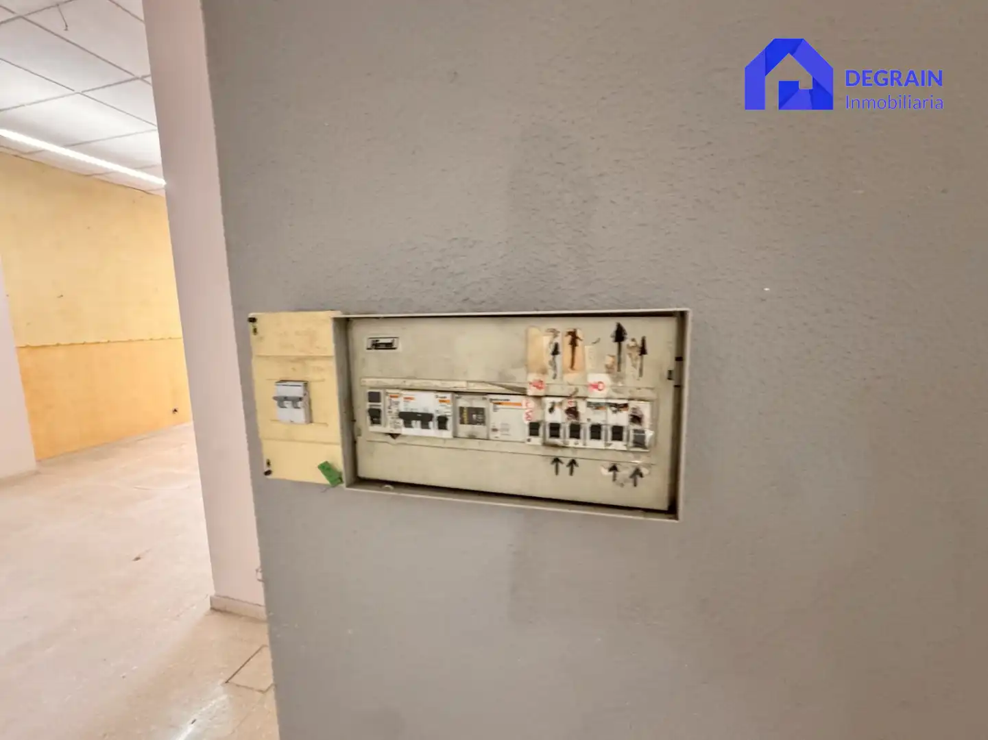 Geschaftsraum zur Miete in Oviedo 