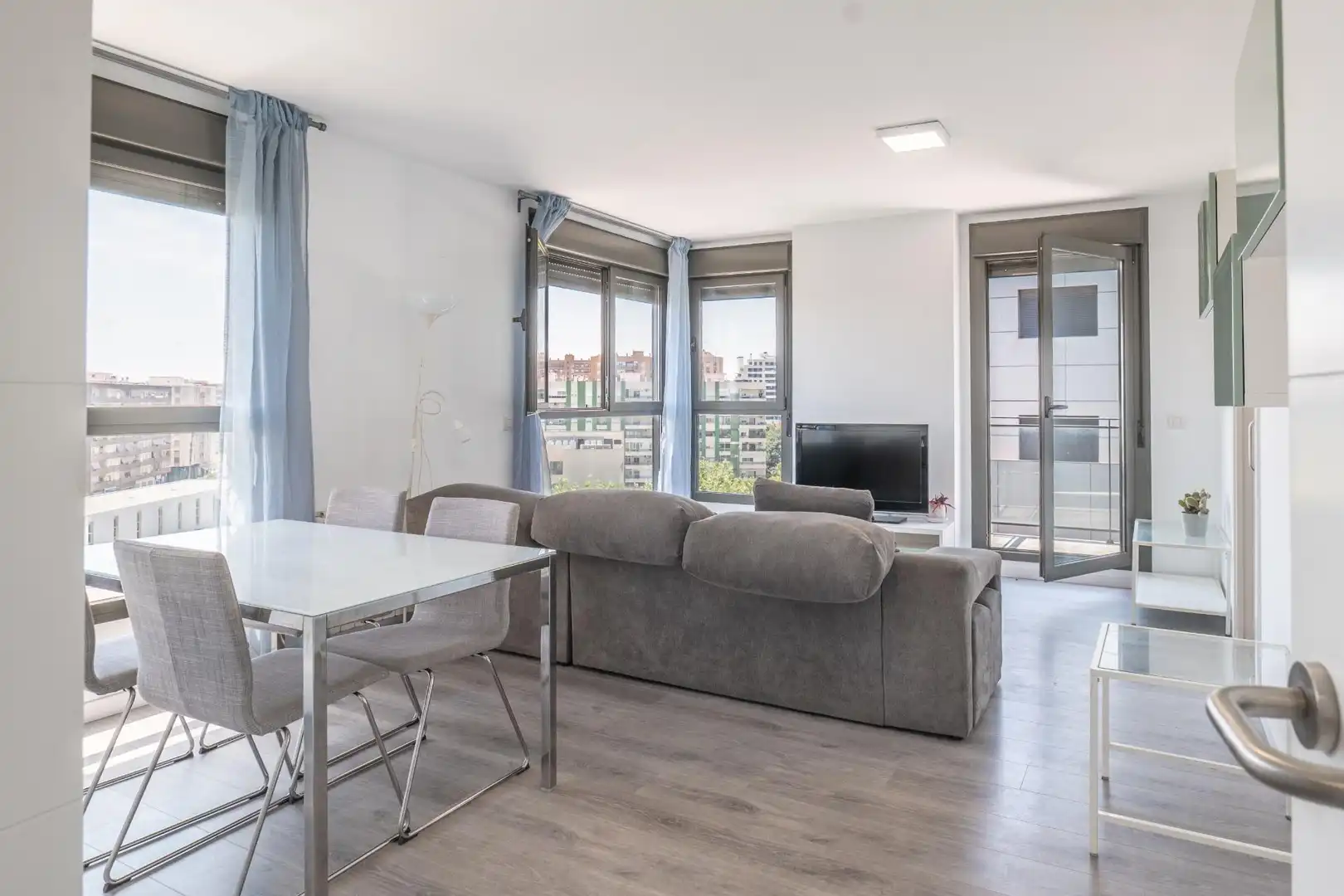 Sala d'estar de Pis en venda en Valencia amb Aire condicionat, Calefacció i Terrassa