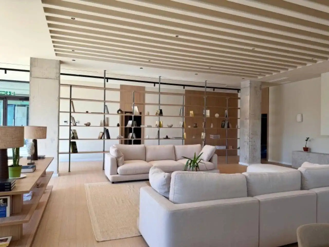 Living room of Flat for rent in Terrassa  with Air Conditioner, Heating and Parquet flooring