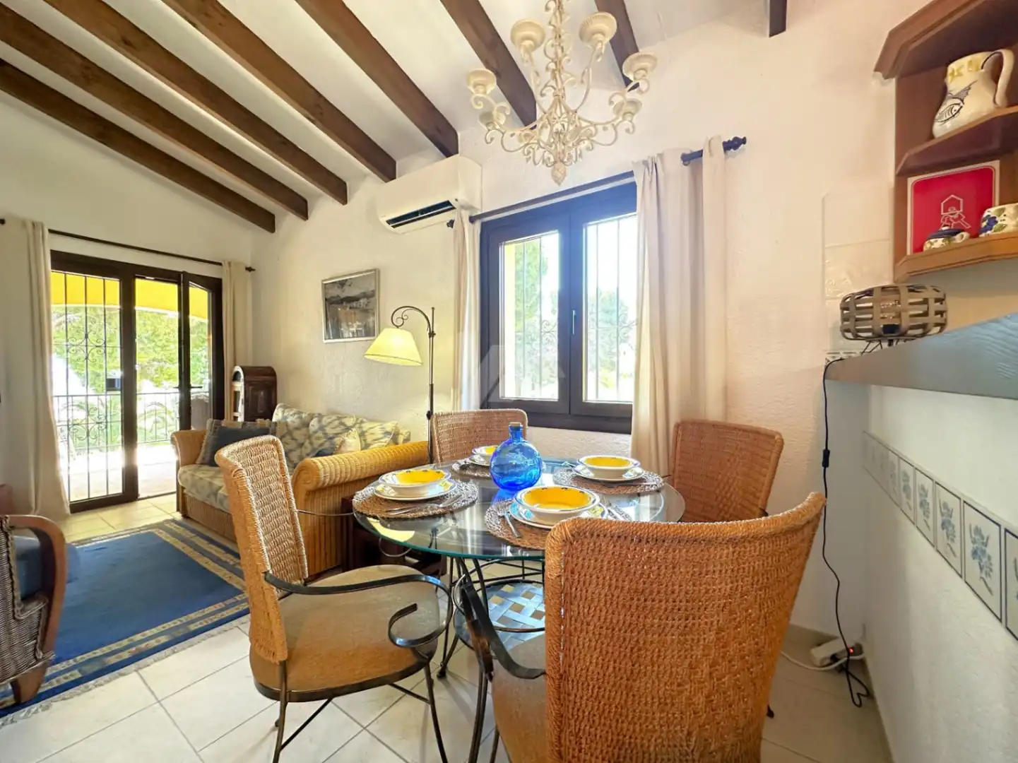 Esszimmer von Wohnungen zum Verkauf in Moraira mit Klimaanlage, Heizung und Privatgarten